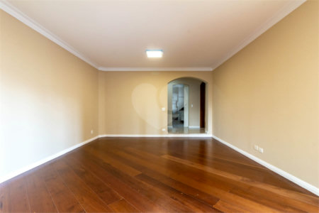 Apartamento à venda com 3 quartos, sendo 1 suíte, em Brooklin, São Paulo, SP