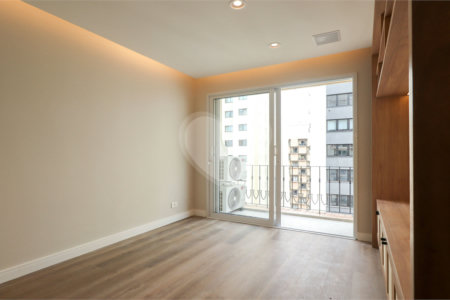 Apartamento à venda com 2 quartos, sendo 1 suíte,  em Vila Uberabinha, São Paulo, SP