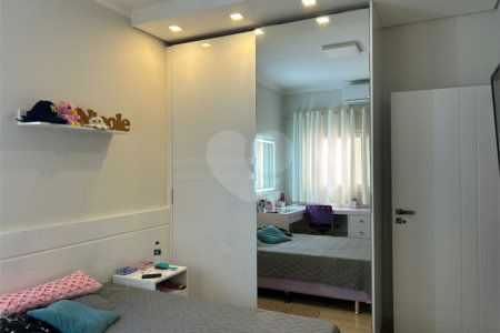 Casa à venda com 3 quartos, sendo 1 suíte, no condomínio Jardim das Acácias, Araraquara - SP