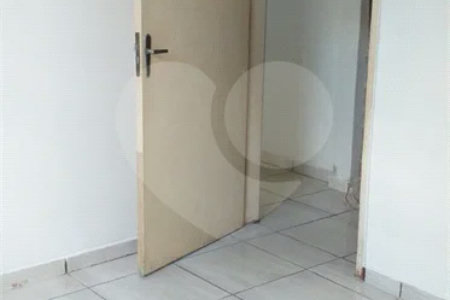 Casa Térrea à venda com 2 quartos em Vila Gustavo, São Paulo, SP