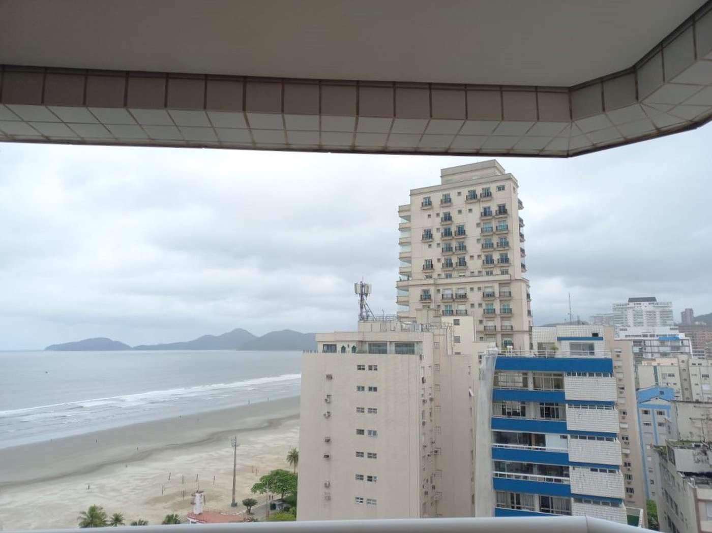Apartamento com 2 dormitórios à venda, 60 m² por R$ 585.000,00 - Boqueirão - Santos/SP
