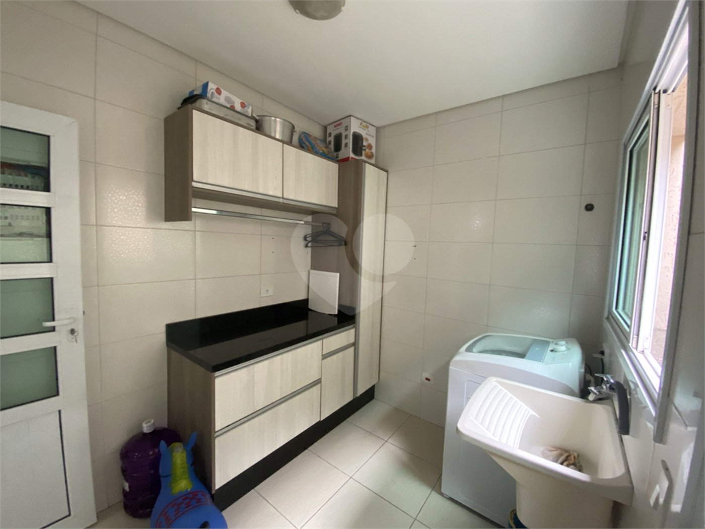 Sobrado à venda com 3 quartos, sendo 1 suíte,  em Jardim Vila Galvão, Guarulhos, SP