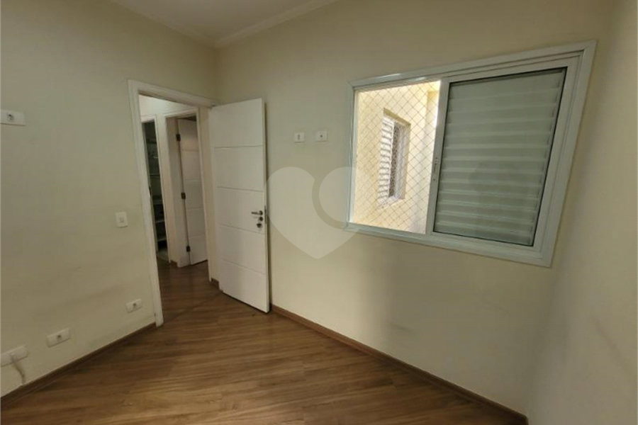 Casa à venda com 3 quartos, sendo 1 suíte, no condomínio Maximus I, São Paulo - SP
