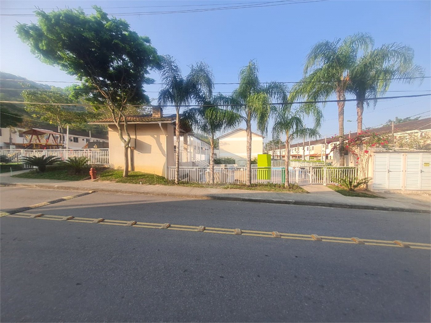 Casa para alugar com 2 quartos no condomínio Caminho do Park, Rio de Janeiro - RJ