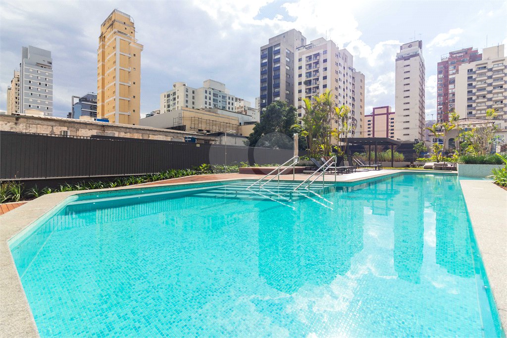 Apartamento à venda com 3 suítes em Vila Olímpia, São Paulo, SP