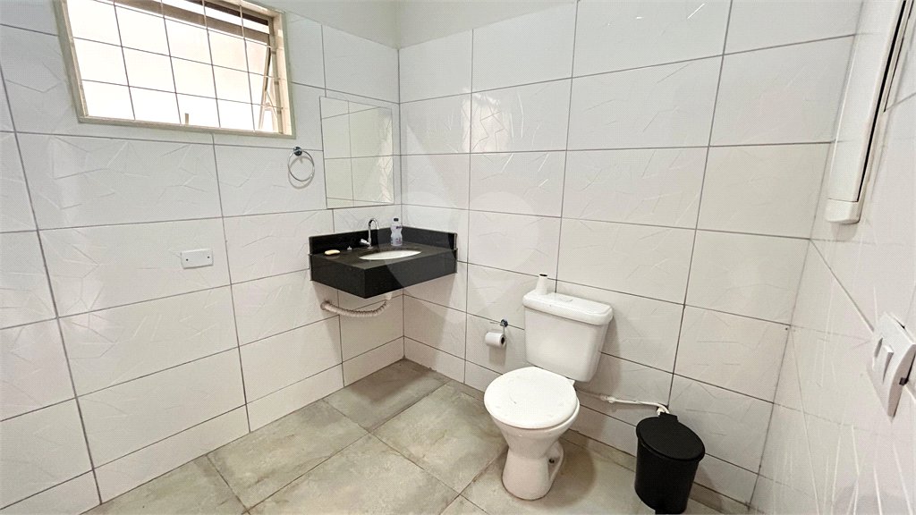 Sala para alugar em Santos Dumont, Três Lagoas, MS