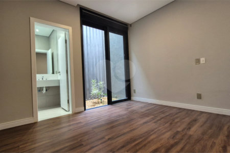 Casa à venda com 4 suítes no condomínio Alphaville Nova Esplanada 1, Votorantim - SP