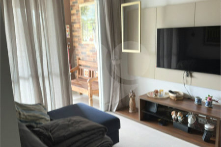 Apartamento à venda com 3 quartos, sendo 1 suíte, em Santa Teresinha, São Paulo, SP