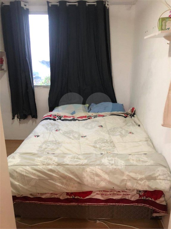 Apartamento à venda com 2 quartos em Jardim Dayse, Ferraz de Vasconcelos, SP