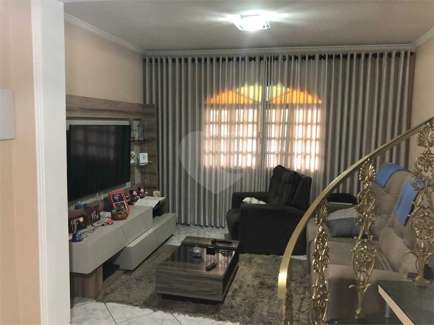 Casa à venda com 3 quartos, sendo 1 suíte,  em Vila Amélia, Poá, SP