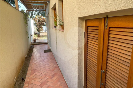 Casa à venda com 3 suítes em Santo Amaro, São Paulo, SP