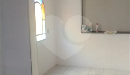 Sobrado à venda com 3 quartos em Jardim Aeroporto, São Paulo, SP