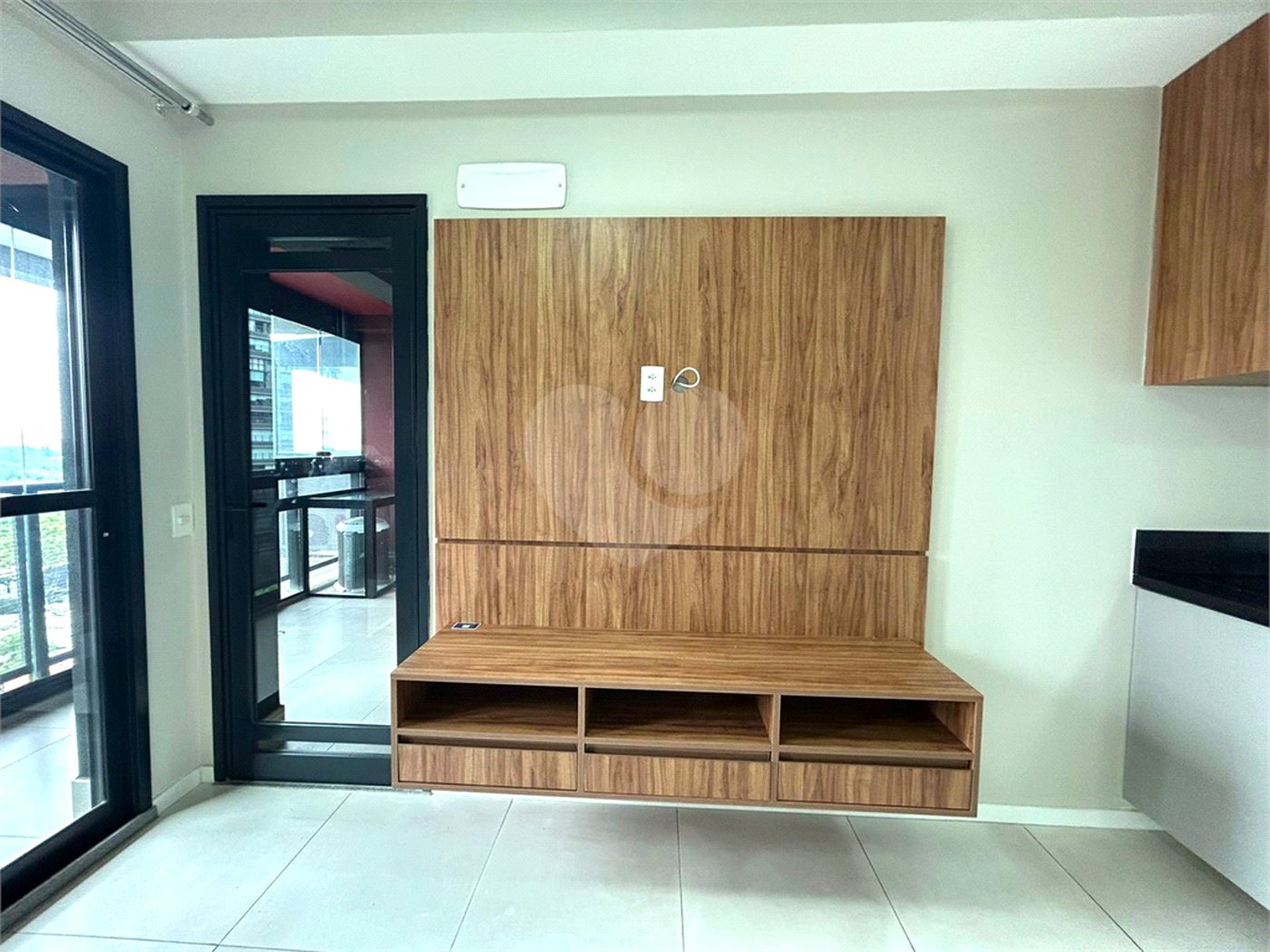 Apartamento para alugar com 1 suíte em Cerqueira César, São Paulo, SP
