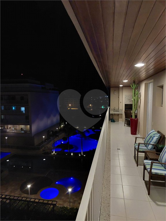 Apartamento à venda com 3 suítes em Itaguá, Ubatuba, SP