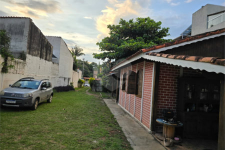 Casa à venda com 2 quartos, sendo 1 suíte, em Ressaca, Atibaia, SP