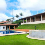 Casa à venda com 3 suítes no condomínio Granja Verediana, Ibiúna - SP