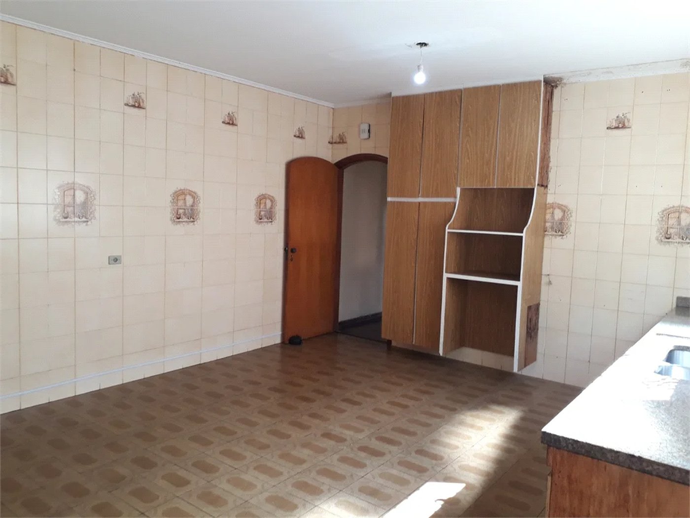 Casa à venda com 5 quartos, sendo 1 suíte, em Jaguaré, São Paulo, SP
