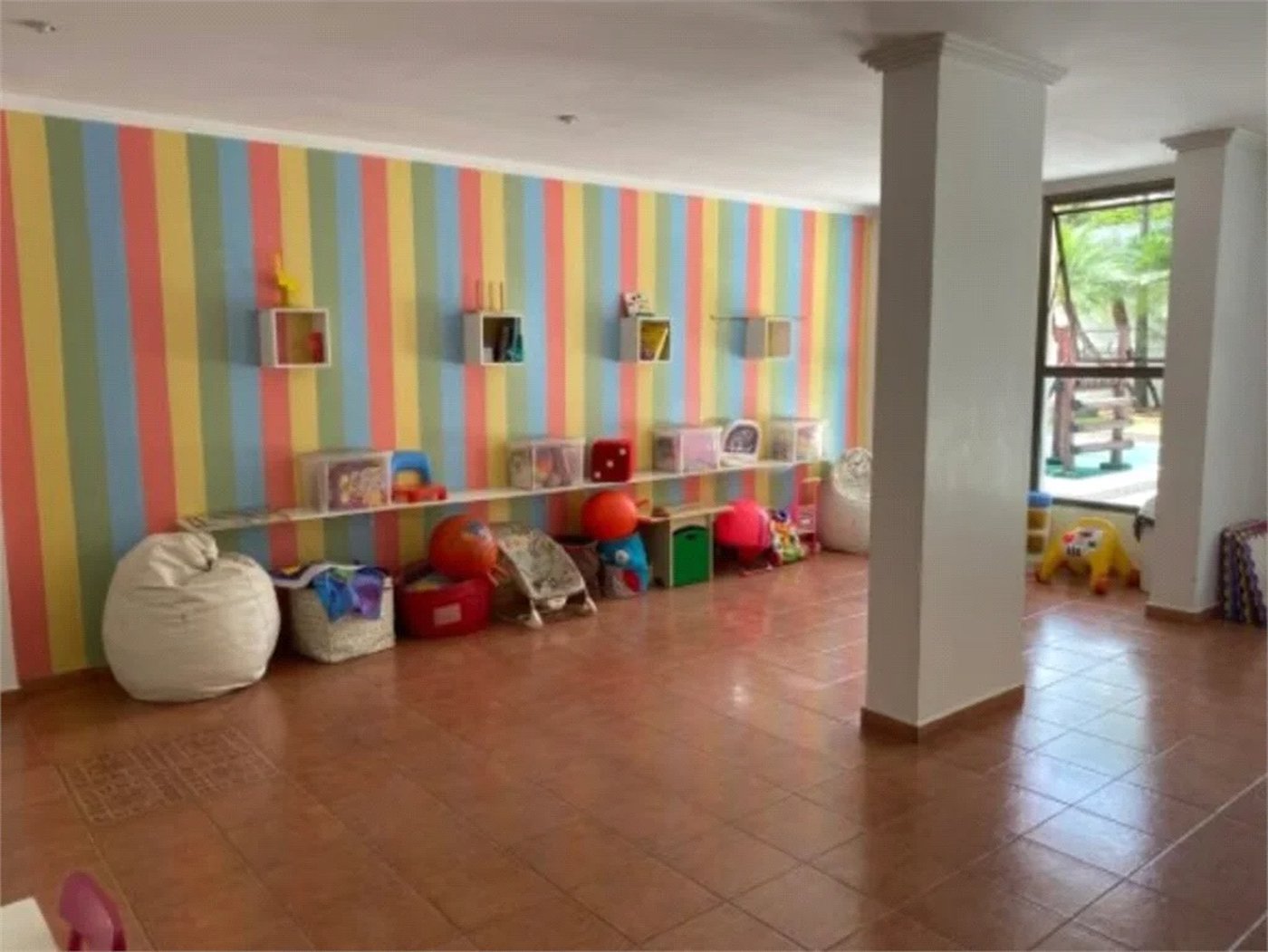 Apartamento à venda com 4 quartos, sendo 2 suítes, em Vila Morumbi, São Paulo, SP