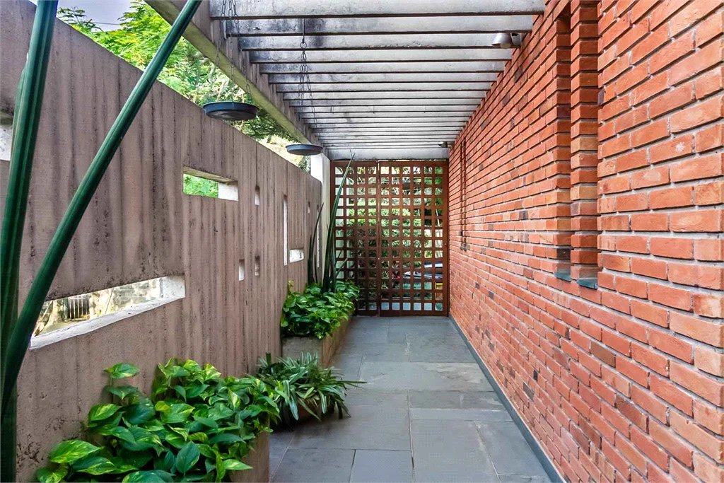Casa à venda com 4 suítes em Vila Madalena, São Paulo, SP