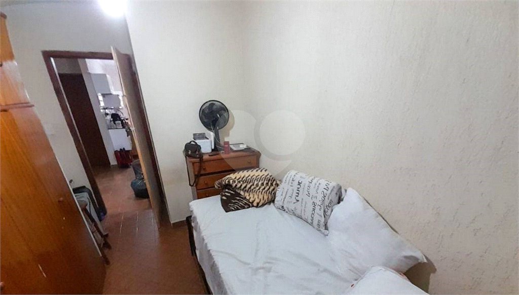 Sobrado à venda com 4 quartos em Vila Firmiano Pinto, São Paulo, SP