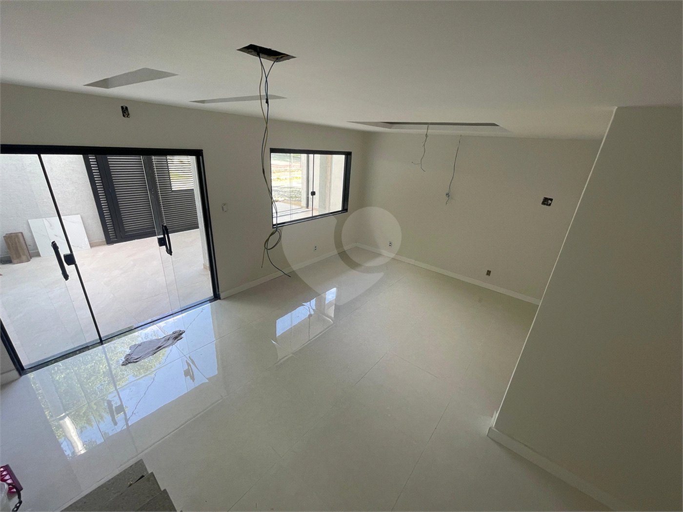 Casa à venda com 4 quartos, sendo 1 suíte, em Campo Grande, Rio de Janeiro, RJ