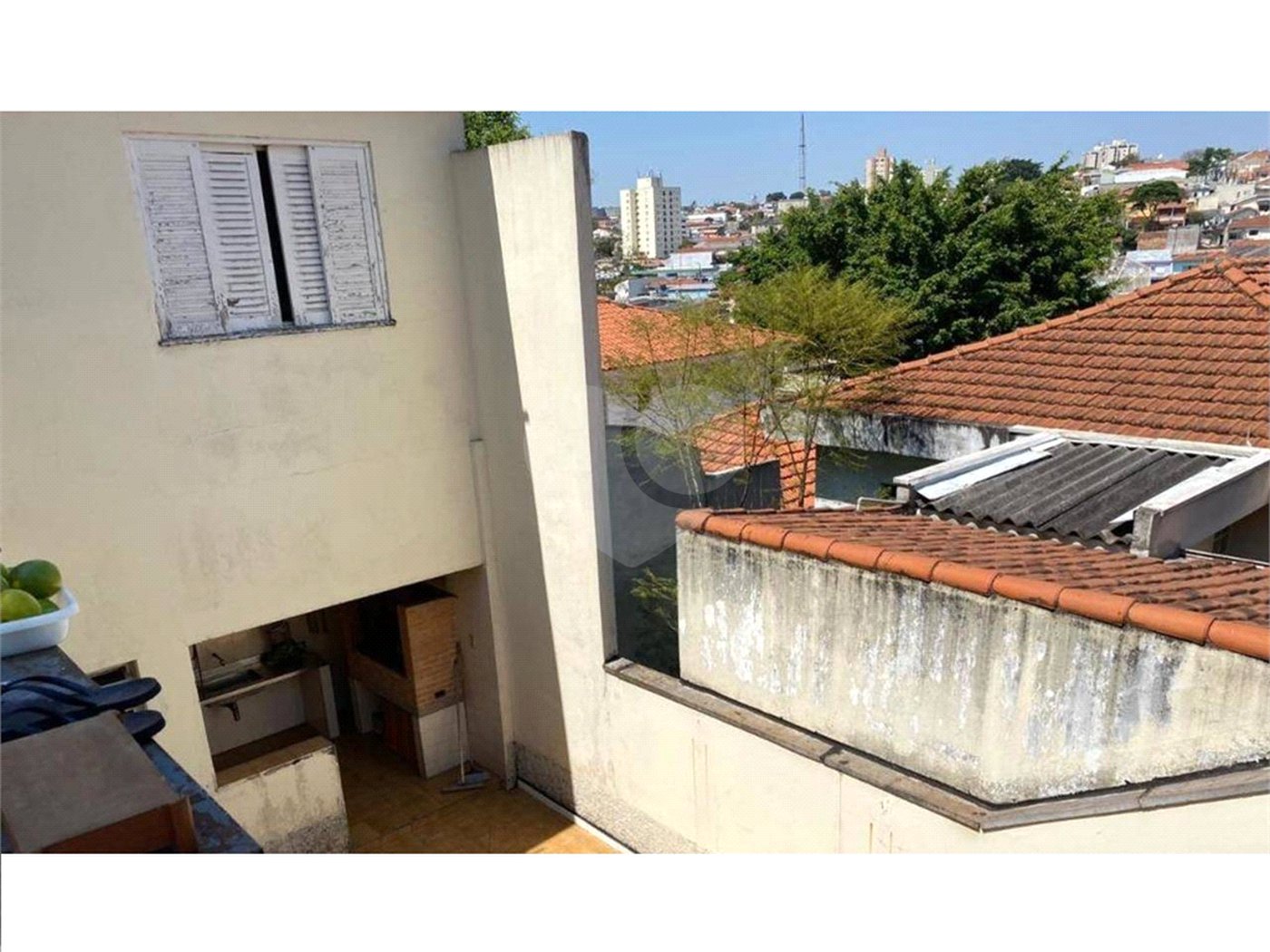 Sobrado à venda com 4 quartos, sendo 1 suíte, em Parque Jabaquara, São Paulo, SP