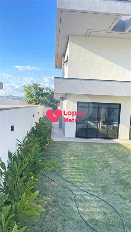 Casa à venda com 4 suítes no condomínio Colinas do Paratehy (norte), São José dos Campos - SP