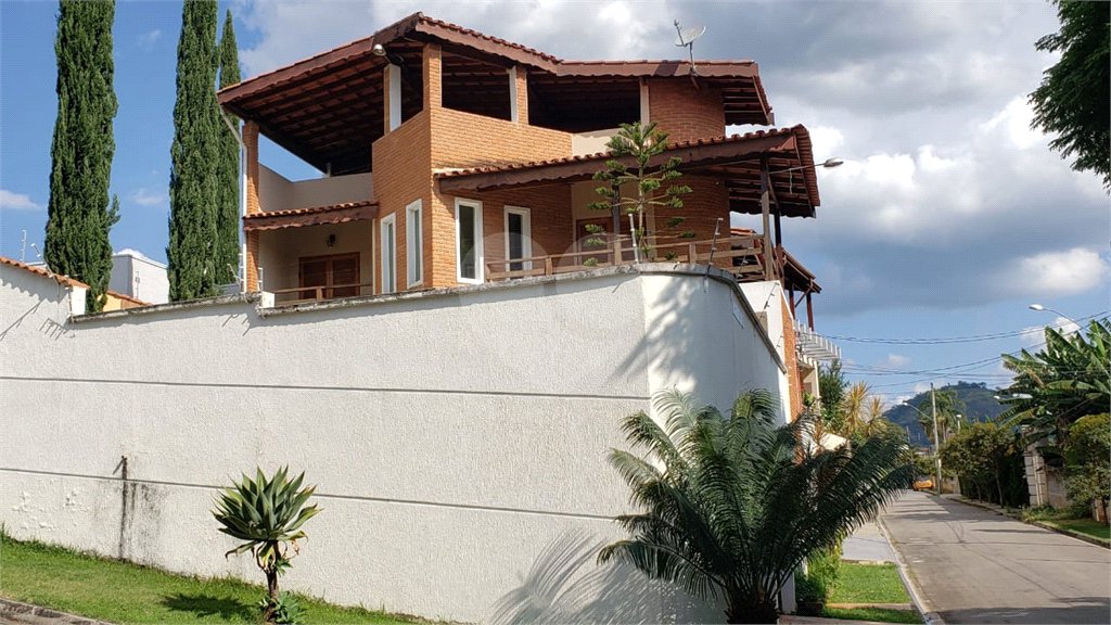Casa à venda com 3 quartos, sendo 1 suíte, em Jardim das Flores, Atibaia, SP