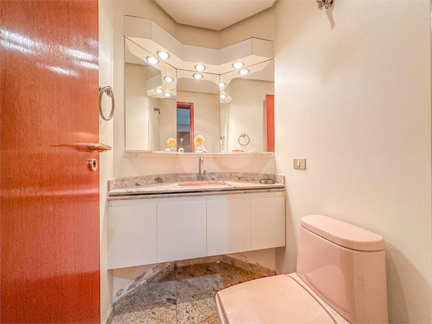 Apartamento à venda com 3 suítes em Vila Santo Estevão, São Paulo, SP