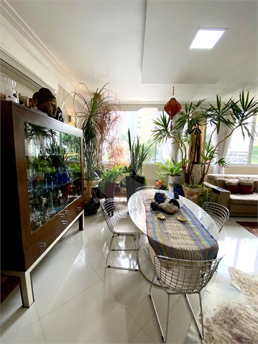 Apartamento à venda ou para alugar com 3 quartos, sendo 1 suíte, em Jardim Paulista, São Paulo, SP