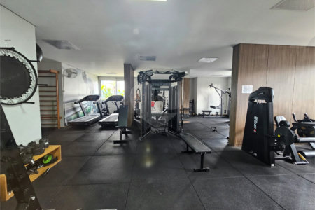 Apartamento à venda com 3 quartos, sendo 1 suíte,  em Vila Santa Catarina, São Paulo, SP