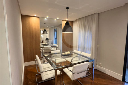 Apartamento à venda com 3 suítes em Vila Suzana, São Paulo, SP