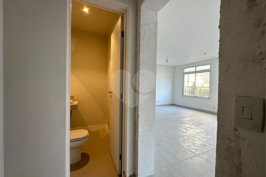 Apartamento à venda com 5 suítes em Santana, São Paulo, SP