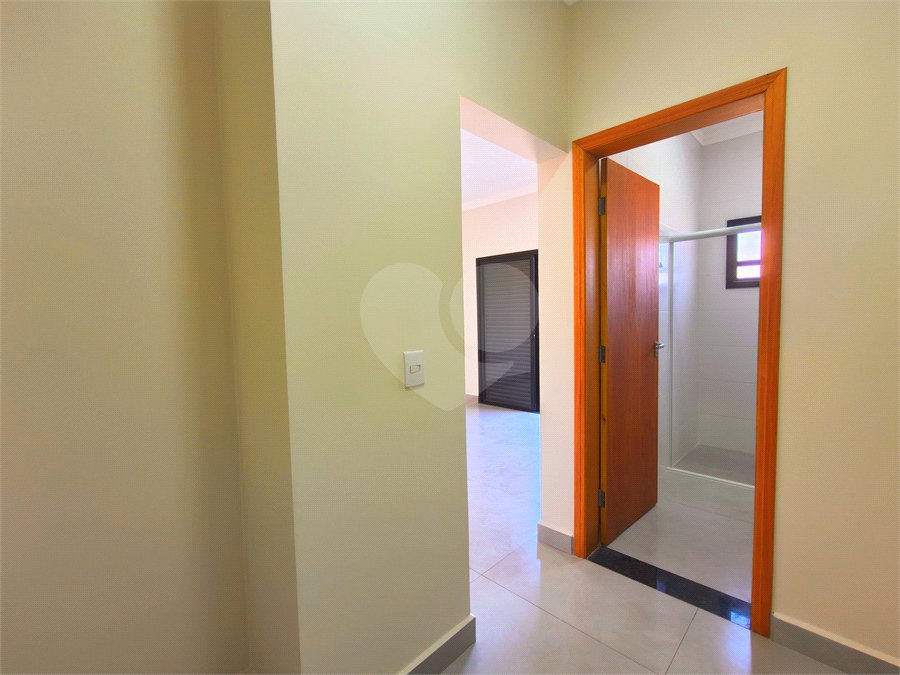 Casa à venda com 3 quartos, sendo 1 suíte, no condomínio Terras de São Francisco, Sorocaba - SP