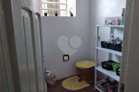 Casa à venda com 4 quartos, sendo 1 suíte, no Centro, Mairinque, SP