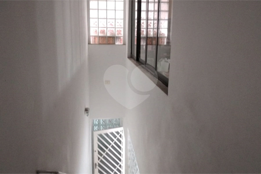 Sobrado à venda com 4 quartos, sendo 2 suítes, em Horto, São Paulo, SP