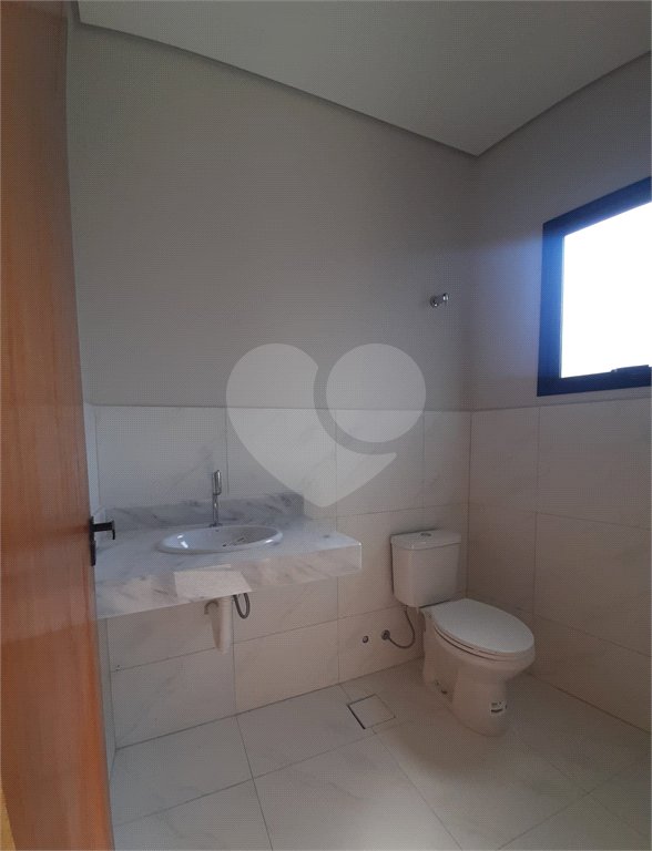 Casa à venda com 3 quartos, sendo 1 suíte, em Residencial/Comercial, Vinhedo, SP