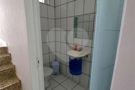 Casa à venda com 3 quartos, sendo 2 suítes, no Centro, Bom Jesus dos Perdões, SP