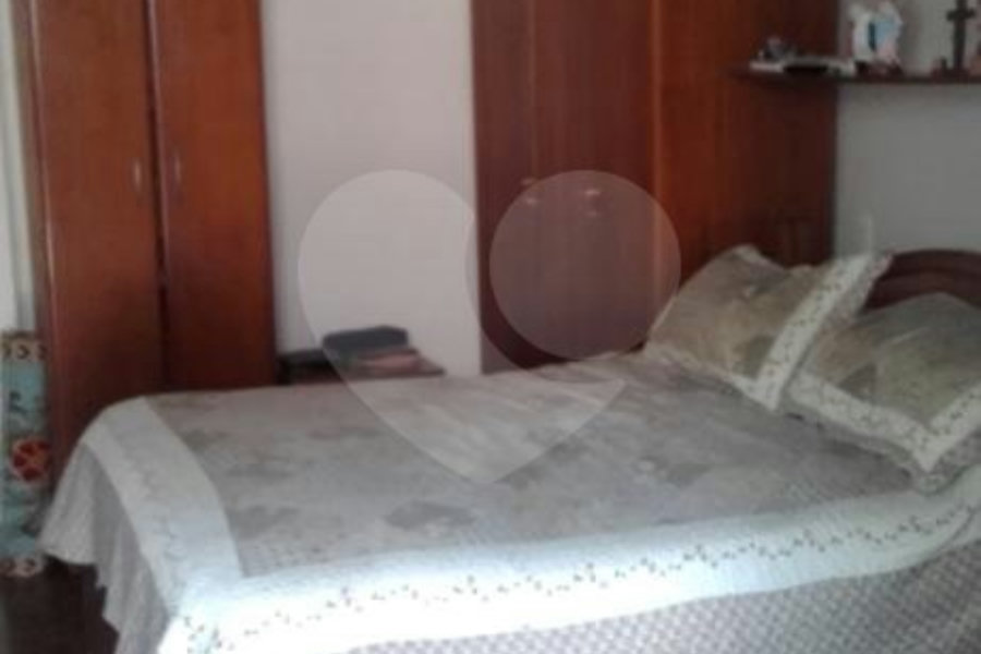 CASA 03 QUARTOS+01 ESCRITÓRIO+ DEPENDÊNCIA DE EMPREGADA COMPLETA - BAIRRO SANTANA!!!
