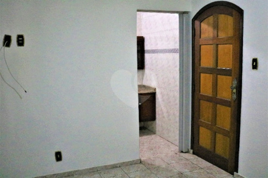 Casa à venda com 2 quartos, sendo 1 suíte, no condomínio Caopiá, São Paulo - SP