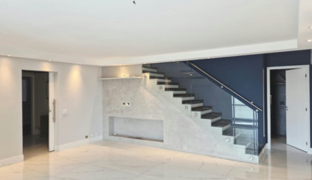 COBERTURA DUPLEX DE ALTO PADRÃO NA VILA SÃO FRANCISCO | 233 m²