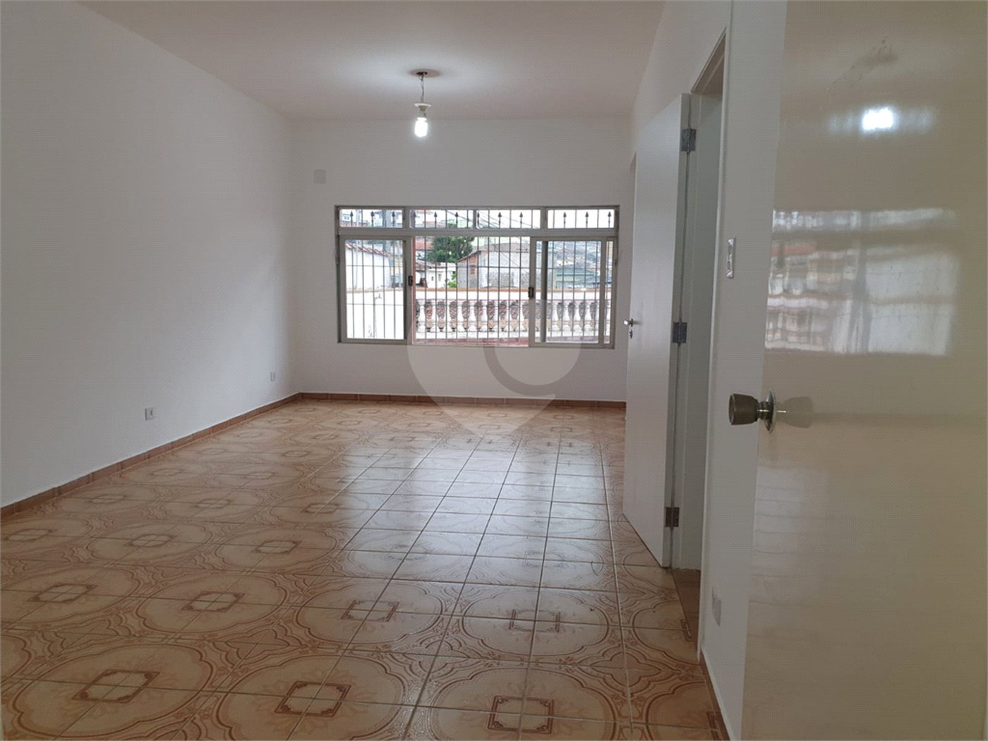 Vende-se linda casa de 250 m² no Jabaquara