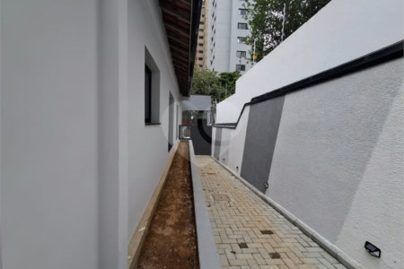 Salas comerciais de rua em localização nobre