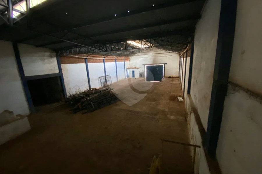 Terreno e Barracão comercial à venda ou locação, no bairro Santa Rosa - Piracicaba/SP.