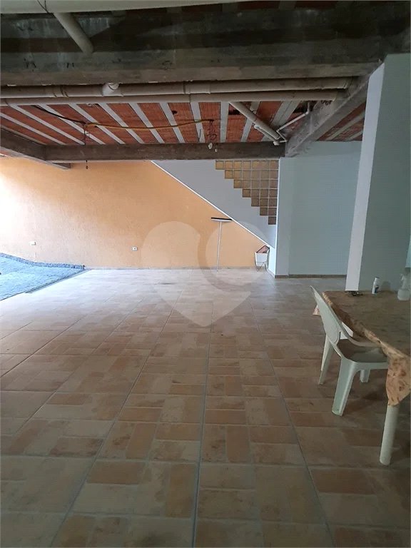 Casa térrea em Pirituba com 30 vagas!!!