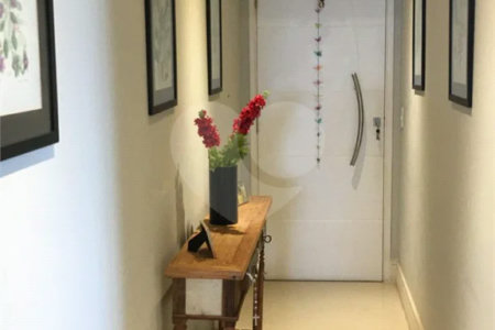 Apartamento à venda com 3 quartos, sendo 1 suíte, em Santana, São Paulo, SP