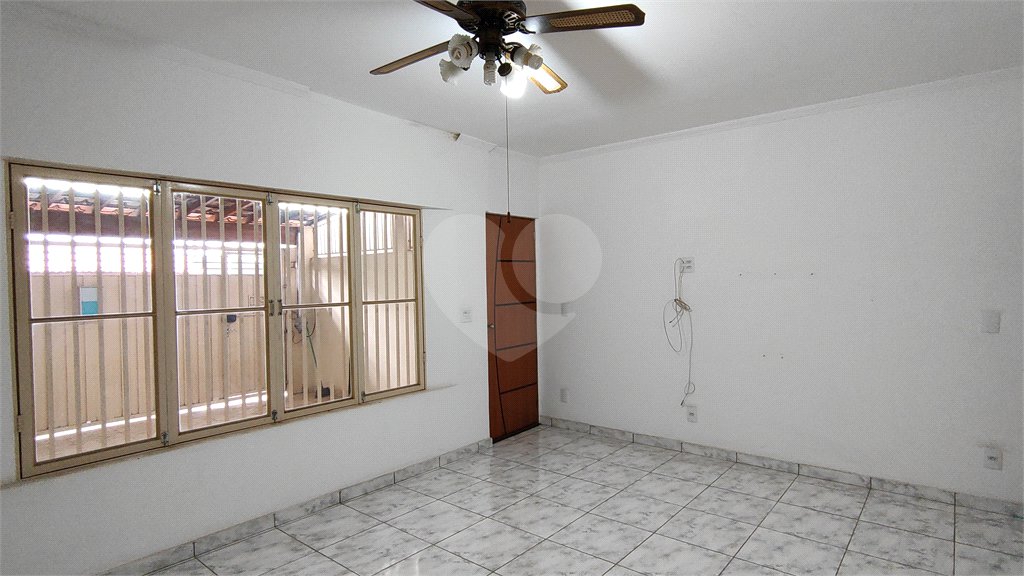 Casa à venda com 3 quartos, sendo 1 suíte, no Centro, Itu, SP