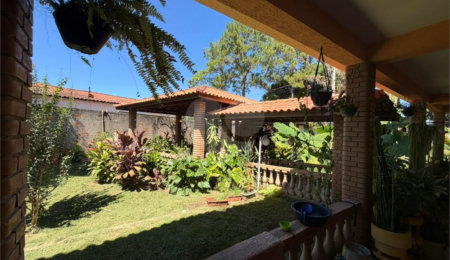 Chácara à venda com 4 quartos, sendo 2 suítes,  em Jardim Master, Araçoiaba da Serra, SP