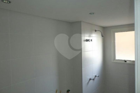 Apartamento à venda com 3 suítes em Vila Mariana, São Paulo, SP