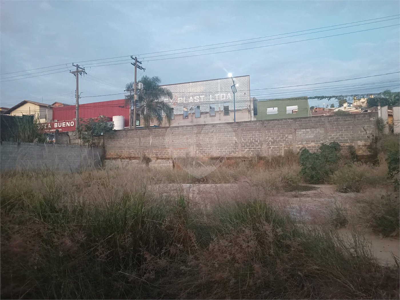 Terreno à venda no Centro, Bom Jesus dos Perdões, SP